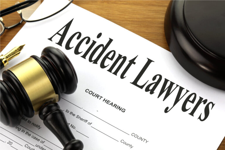 How to navigate the legal system with the support of an accident lawyer